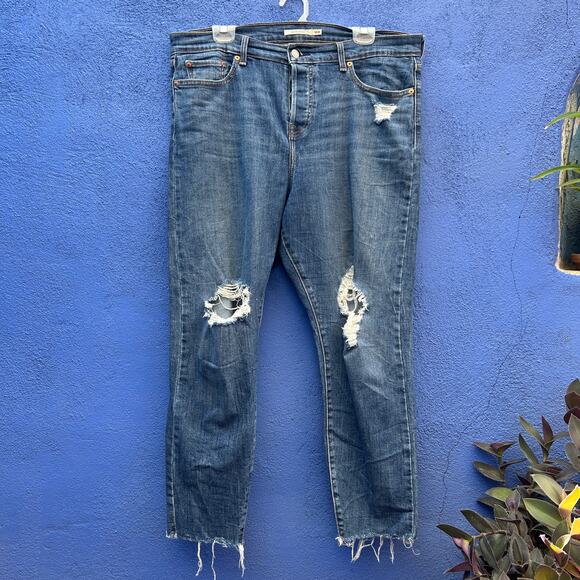 levi's wedgie skinny distressed cropped jeans - Picture 1 of 7